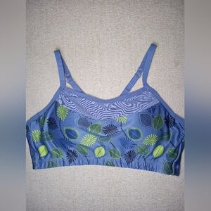 NWOT Moving Comfort athletic Bra, size small